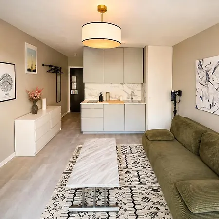 Cosy Canal Apartment
